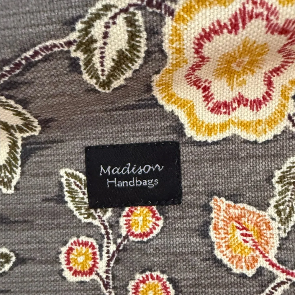 Madison Handbags Floral Backpack‎ Red Trim Tapestry Print